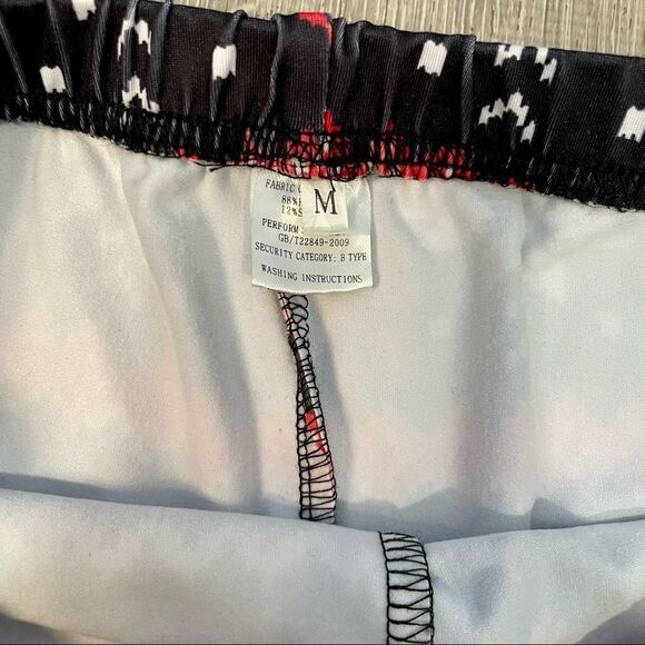 Festive Nordic Snowflake Leggings – Cozy Winter Aesthetic - Picture 4 of 4